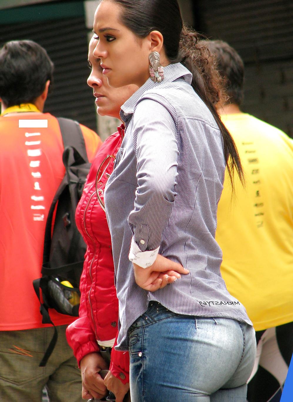 25P Wife In Tight Jeans #12