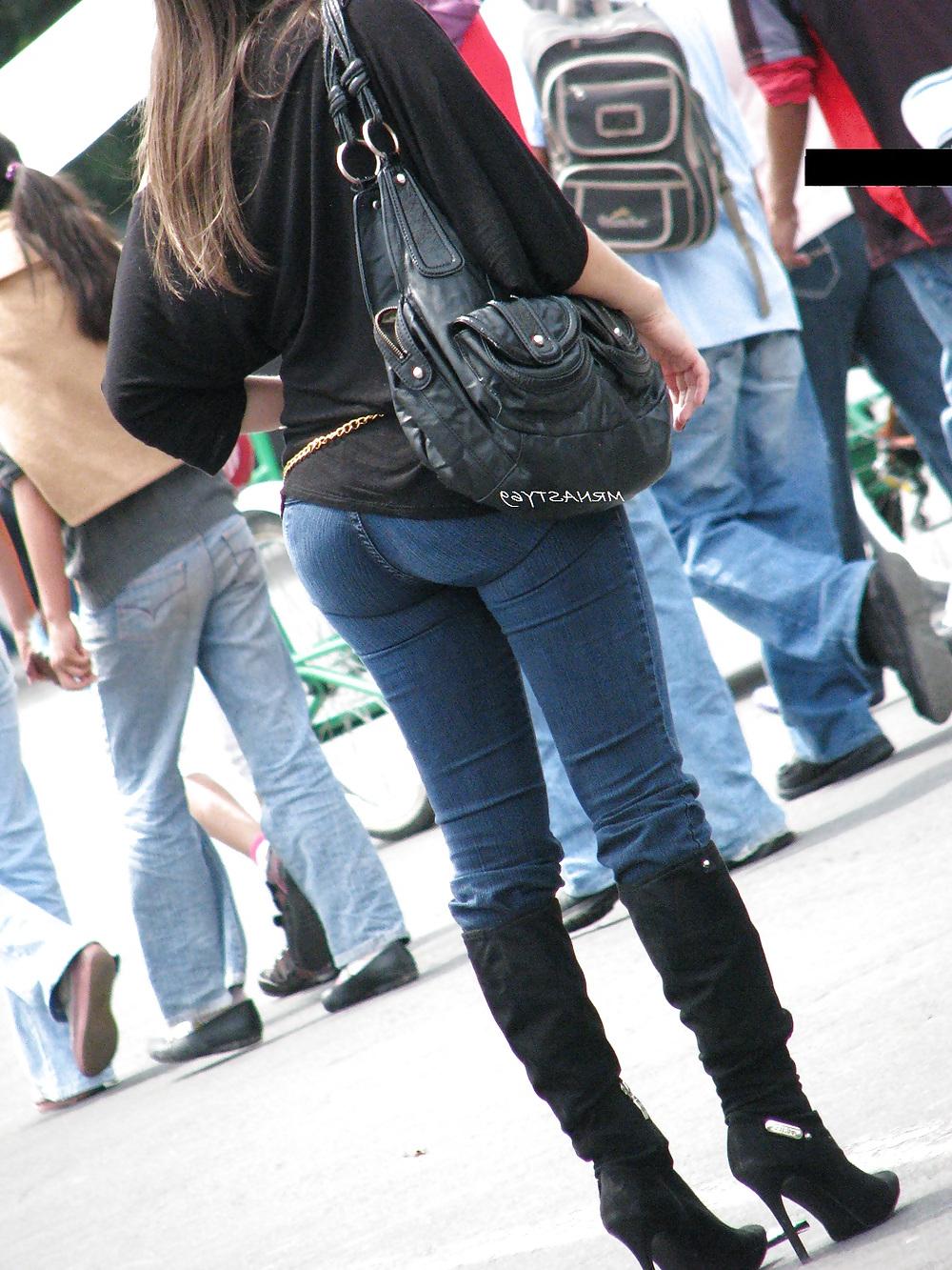 25P Wife In Tight Jeans #12