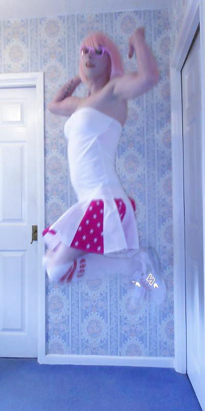 25P Tranny Pretty Kitty Cheerleader Teil 1
