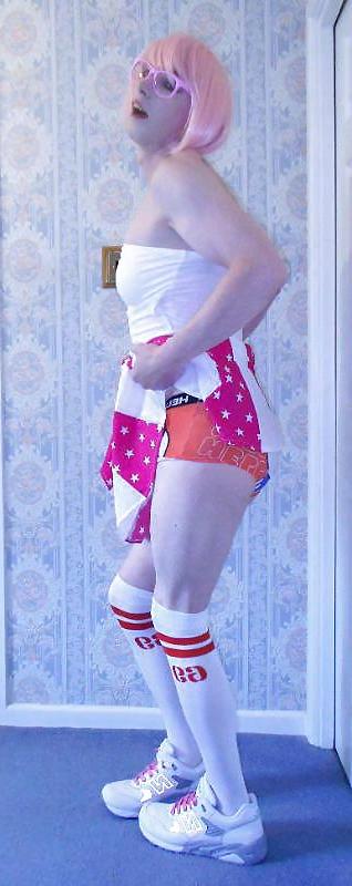 25P Tranny Pretty Kitty Cheerleader Teil 1