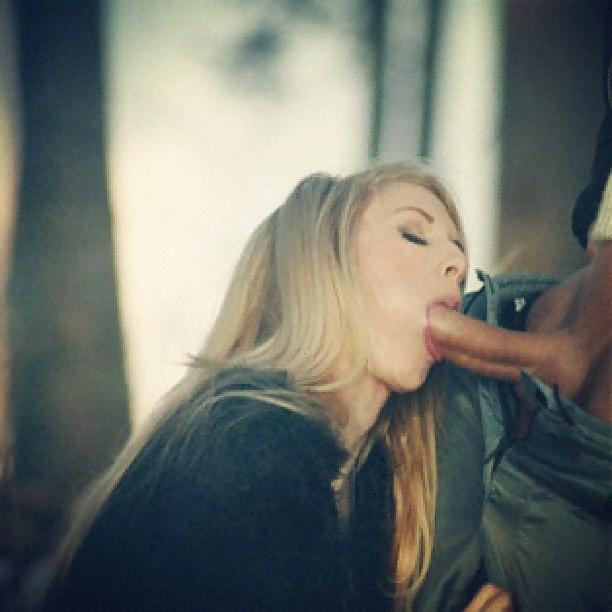 25P Hot Chicks Sucking Big Fat Dicks 26