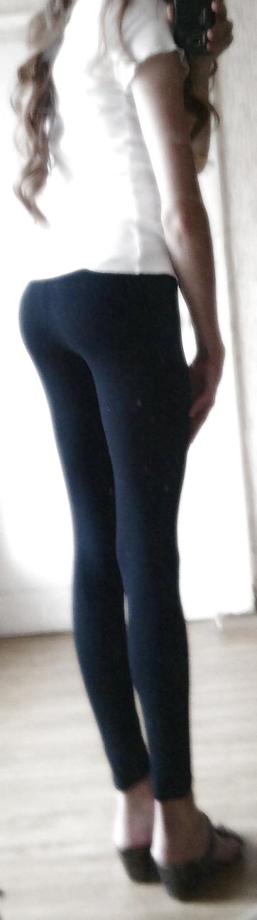 16P Tight leggings and jeans