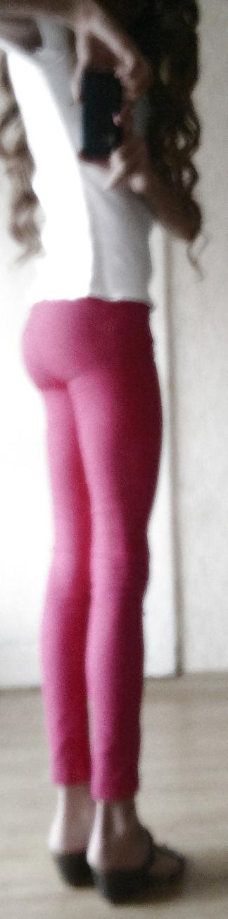 16P Tight leggings and jeans