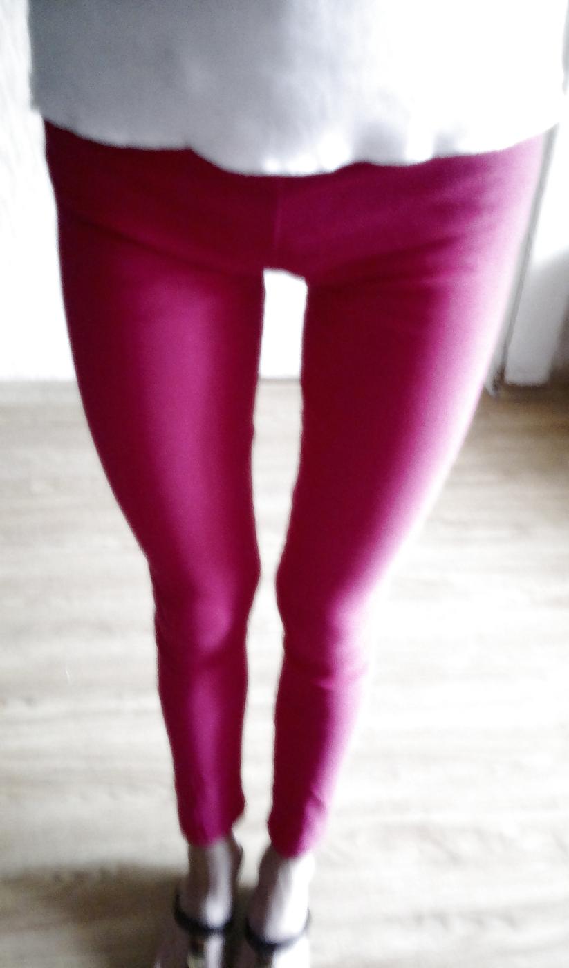 16P Tight leggings and jeans