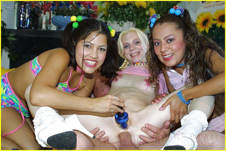 25P 'Bisexual' Britni