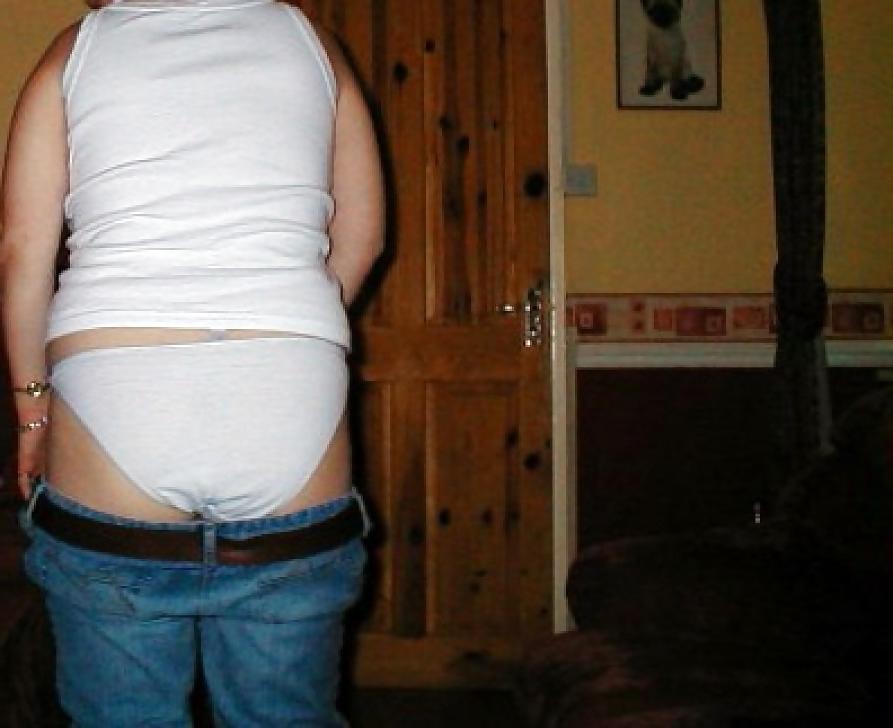 20P Wife's jeans down