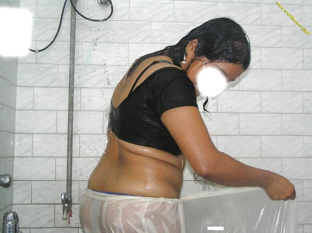 25P Indian Bathroom