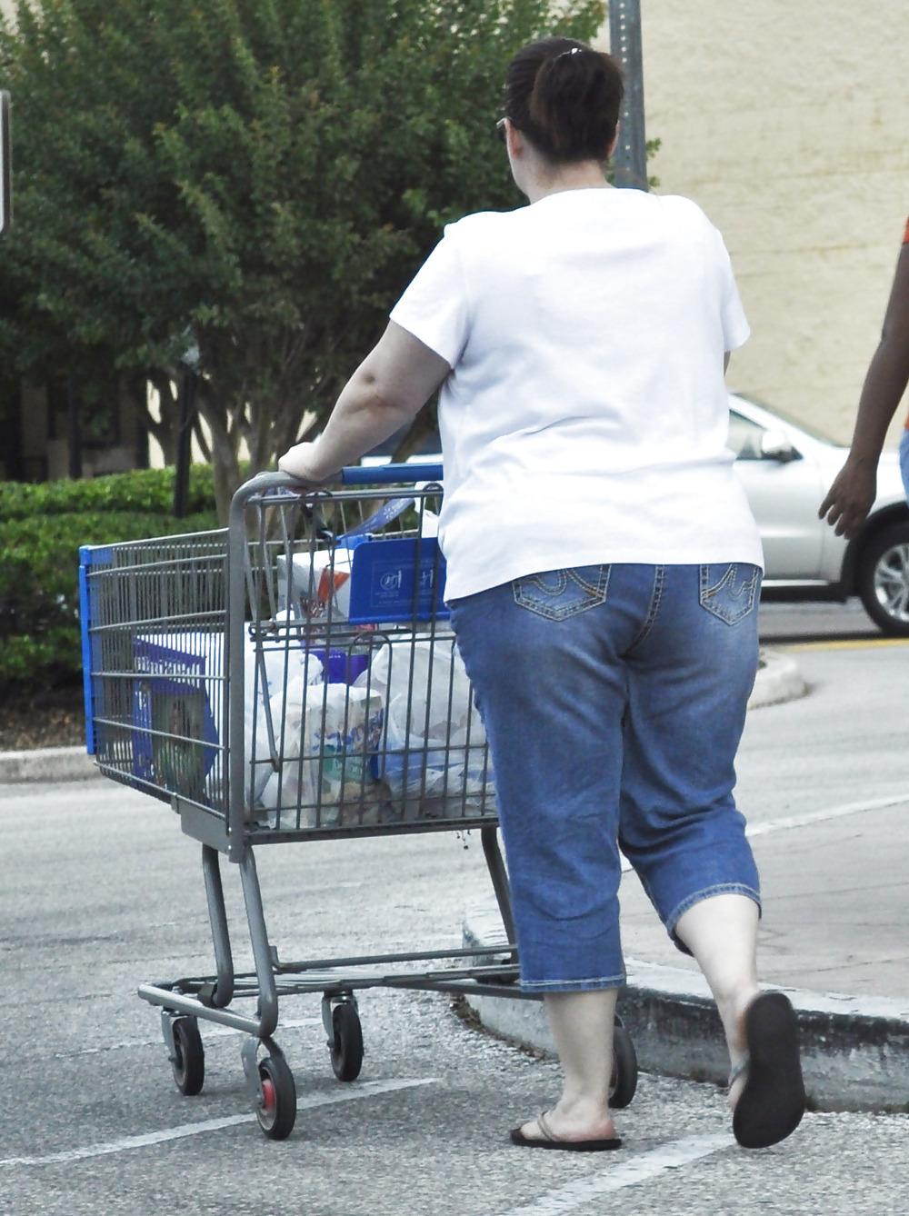 22P Fat Asses In Jeans - Public Creepin