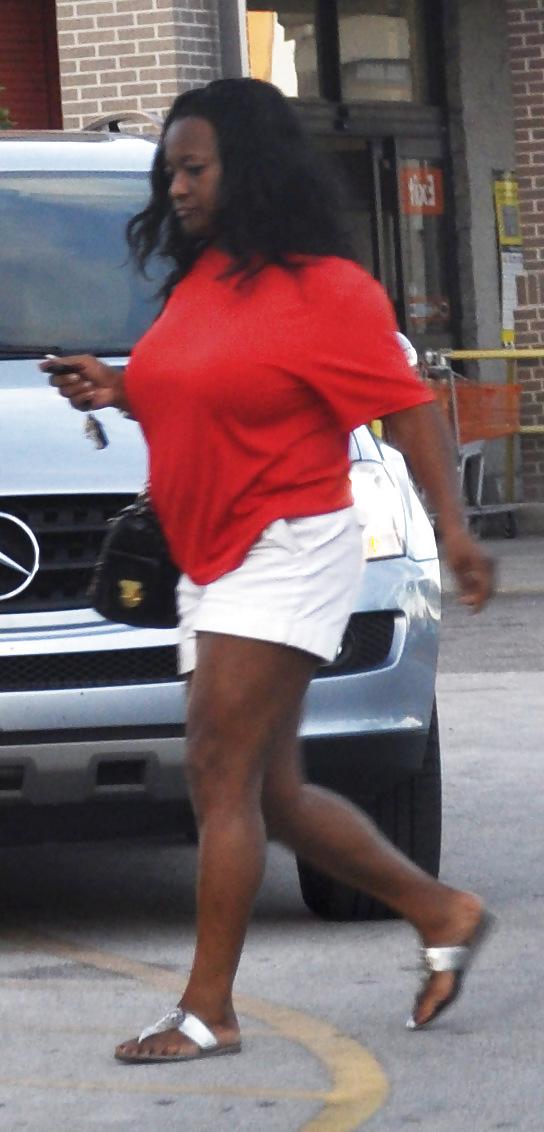 22P Fat Asses In Jeans - Public Creepin