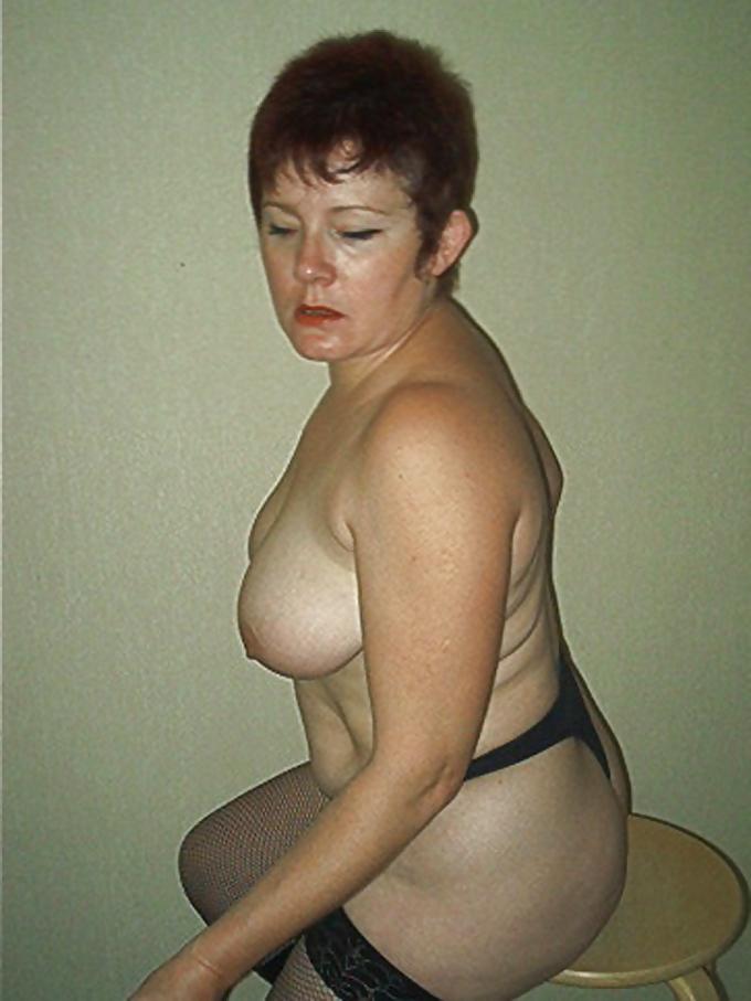 11P Viviane black thong