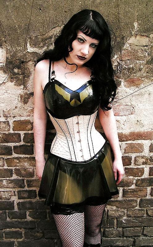 20P Goth, Glamour and Latex