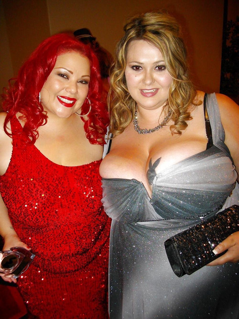 25P Curvy Beauties 33 Clothed Edition