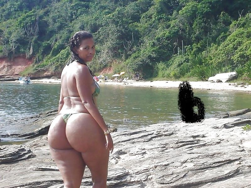 25P Thick asses