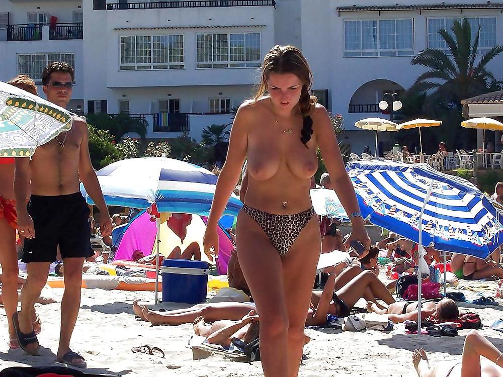 25P Moms Secret VacationVol. 2