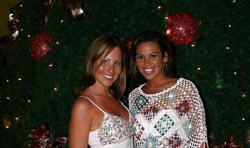 25P Moms Secret VacationVol. 2