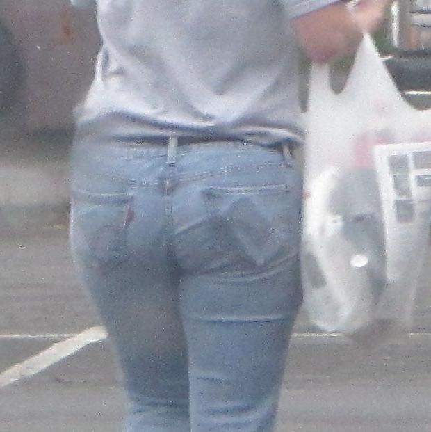 21P Great Asses In Tight Jeans # 3