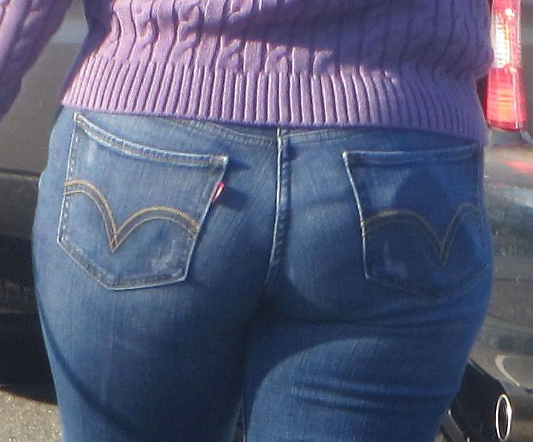21P Great Asses In Tight Jeans # 3
