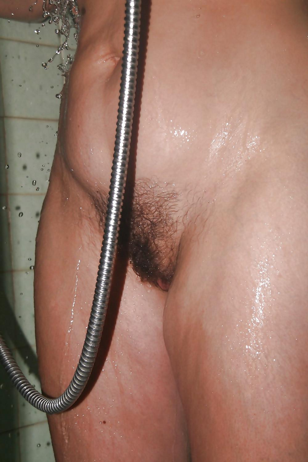 25P Haariges Badezimmer
