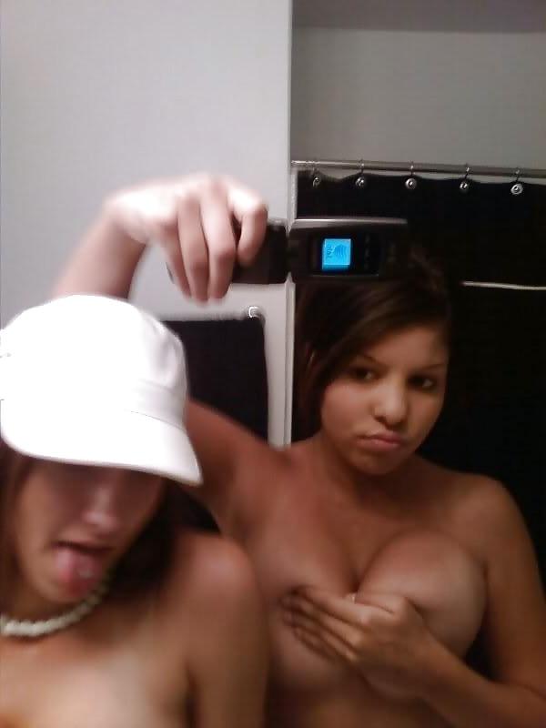 6P Teen in mirror