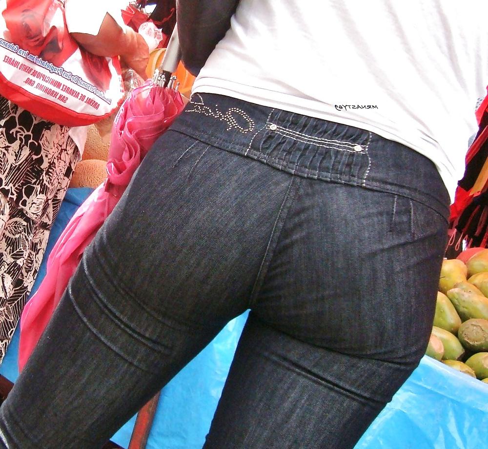25P Wife In Tight Jeans #14