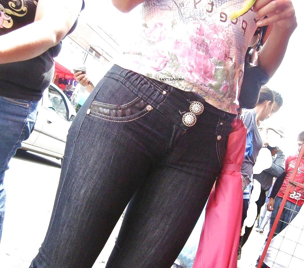 25P Wife In Tight Jeans #14