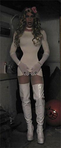 20P Mistress Foofoo is a bit of all white