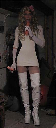 20P Mistress Foofoo is a bit of all white