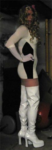 20P Mistress Foofoo is a bit of all white