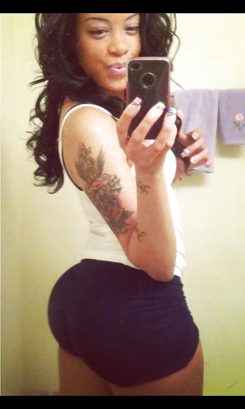 11P Thick latinas