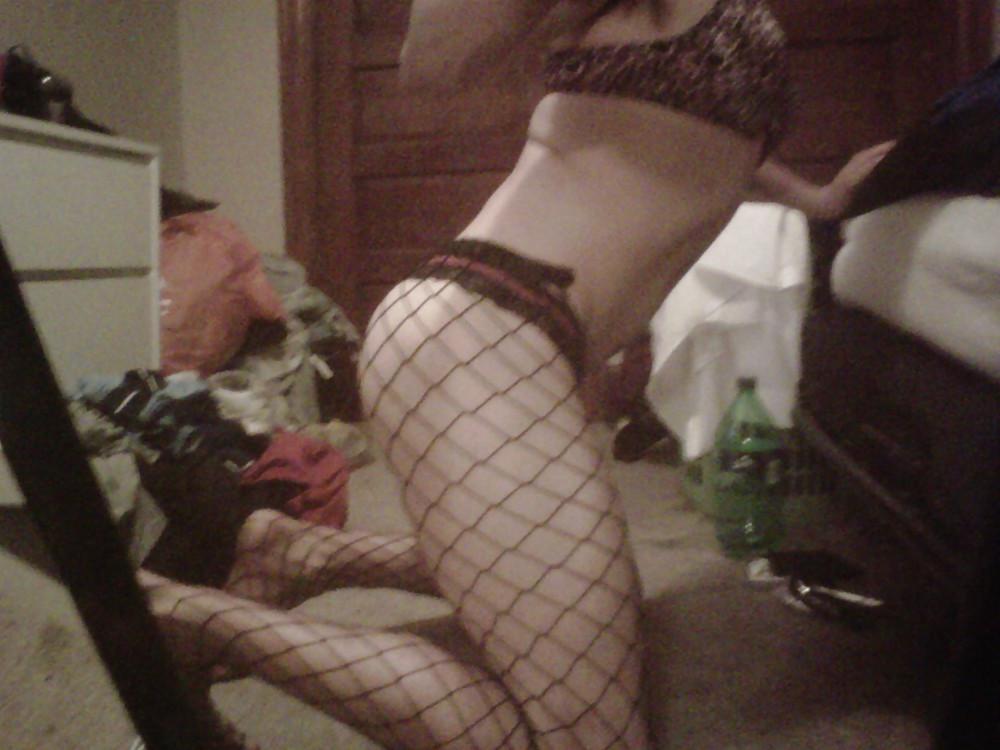 18P Sexxxy fishnets an thong.....ninja