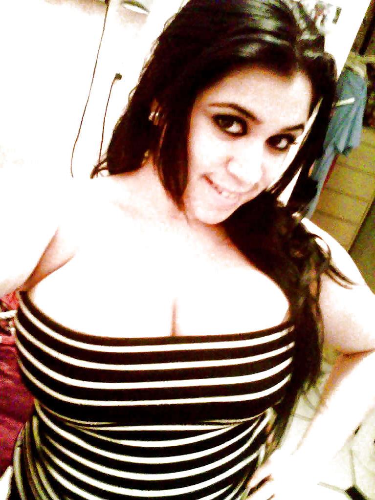 10P Curvy Big Titted Girls