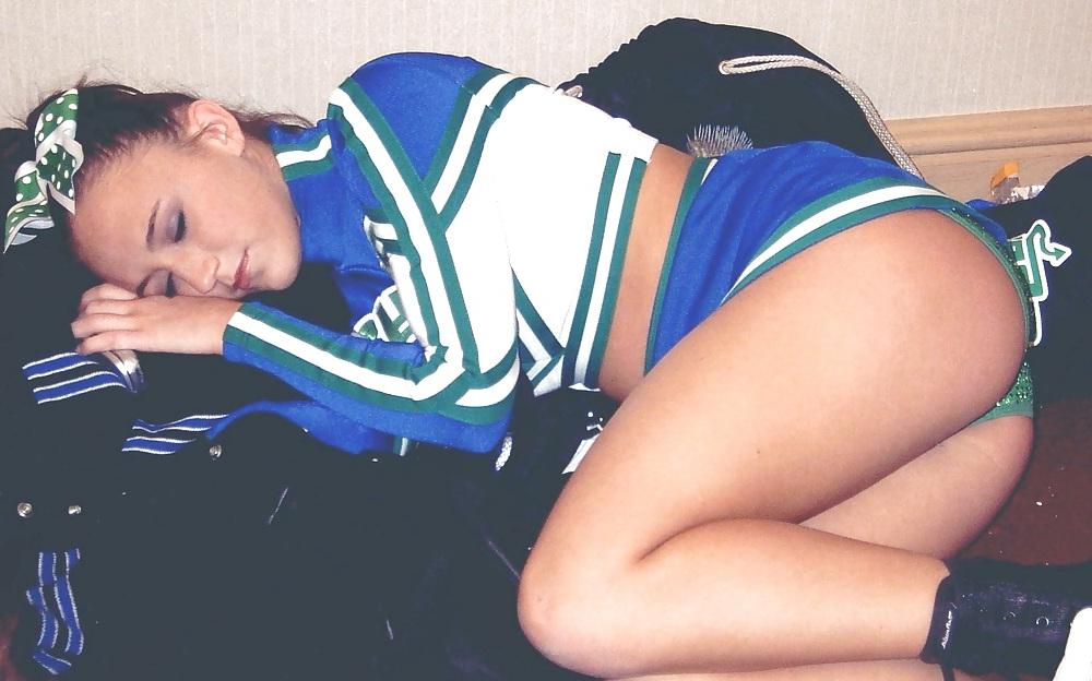 16P Sexy Cheerleaders & Dancers