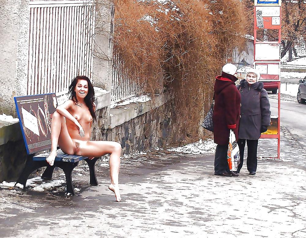 21P Public Display 45