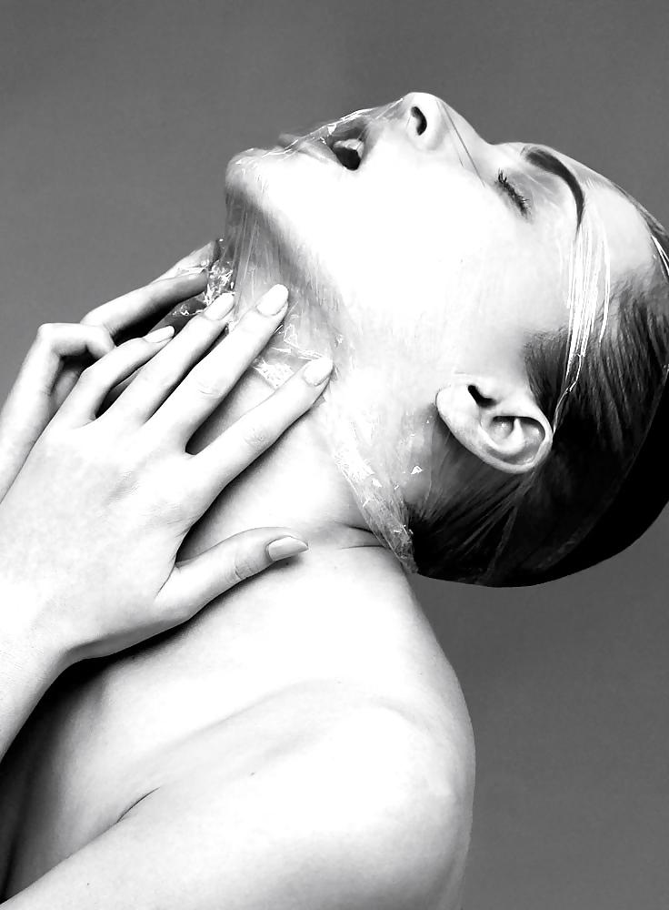 25P Expressions: Girls Hold your Breath - Gasp for Breath