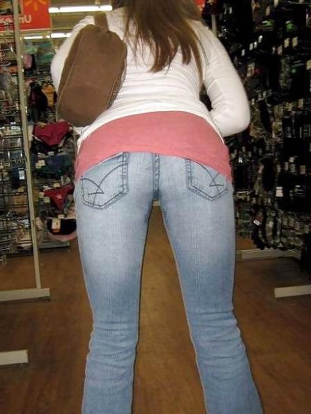 25P Queens in Jeans CXXXXX