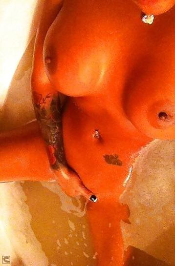 7P Beurette Amateur Bathroom