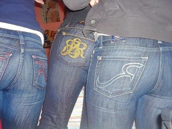 20P Teens in Jeans