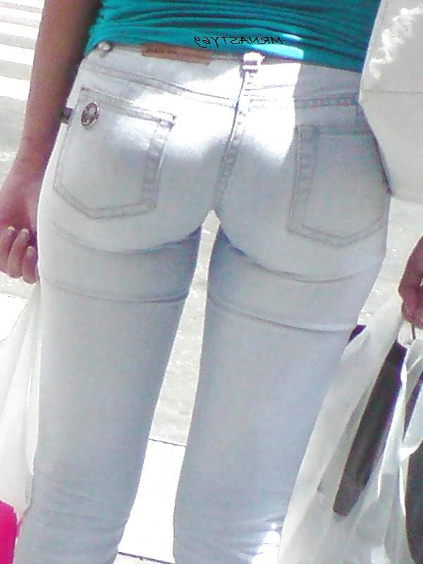 25P Wife In Tight Jeans #8