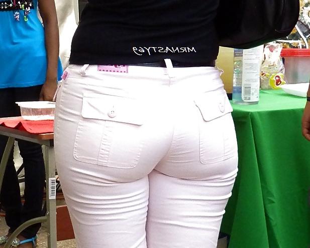 25P Wife In Tight Jeans #8