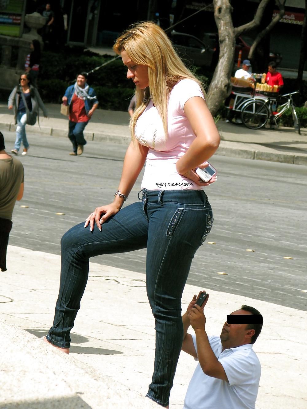 25P Wife In Tight Jeans #8