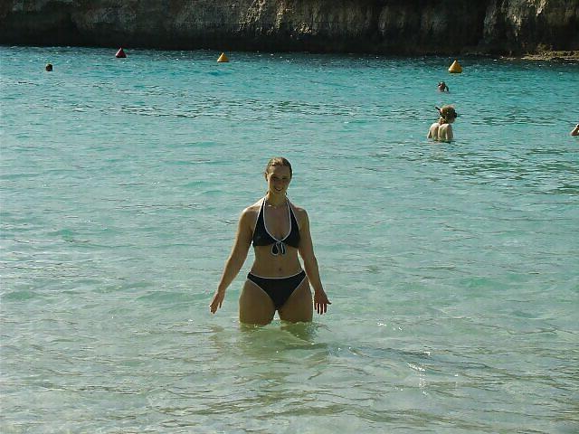 5P Blonde curvy girl being preyed on by a shark