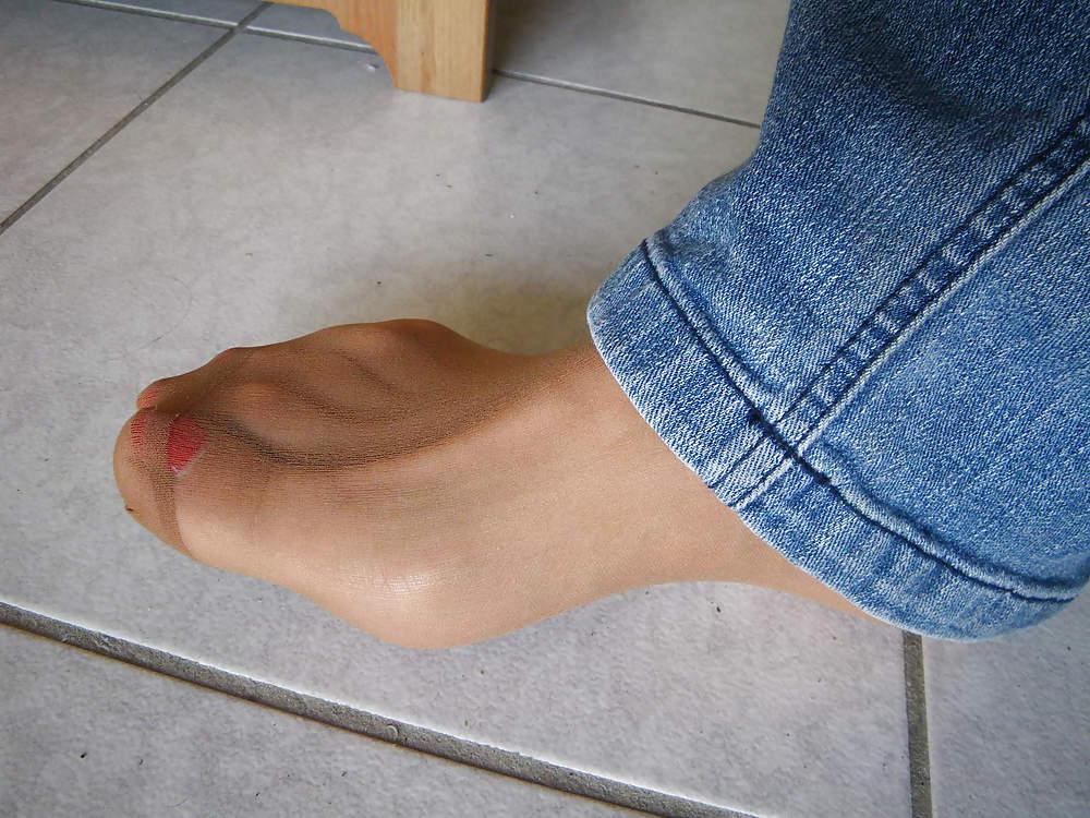 8P Jeans and pantyhoses