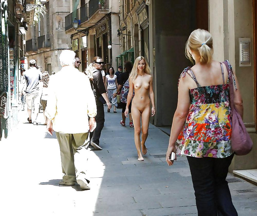 21P Public Display 31