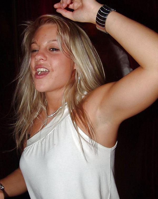 25P Armpit girl
