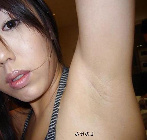 25P Armpit girl