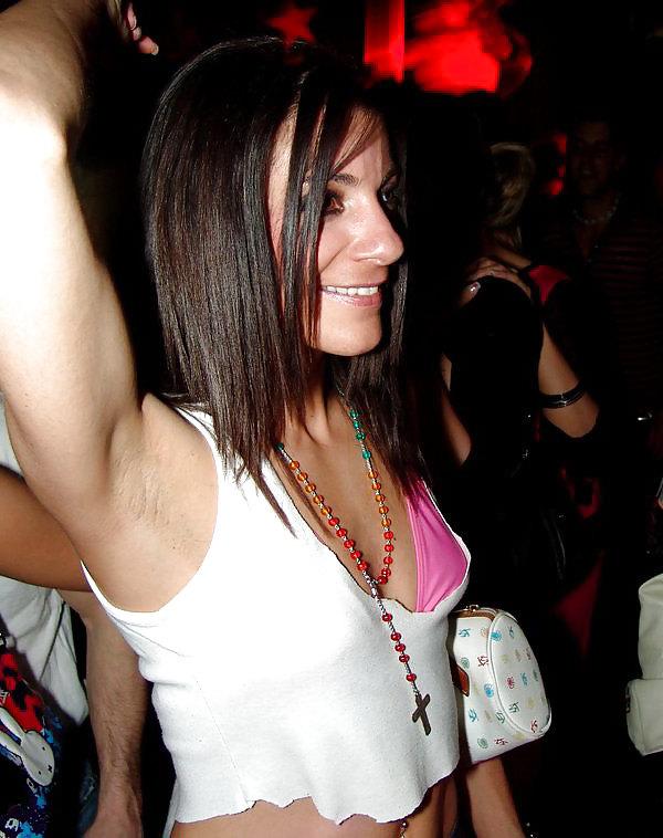 25P Armpit girl