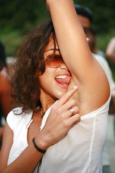 25P Armpit girl