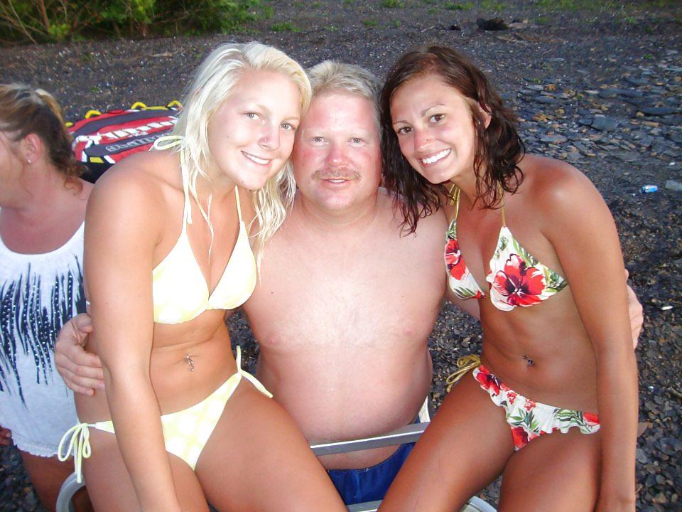 25P Comment Your fantasy about these bikini TEENS 7