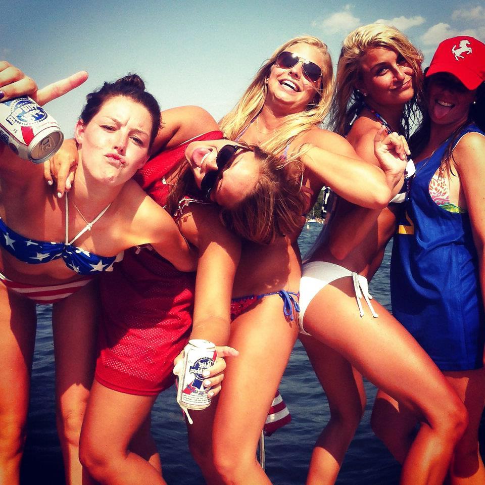 25P Comment Your fantasy about these bikini TEENS 7