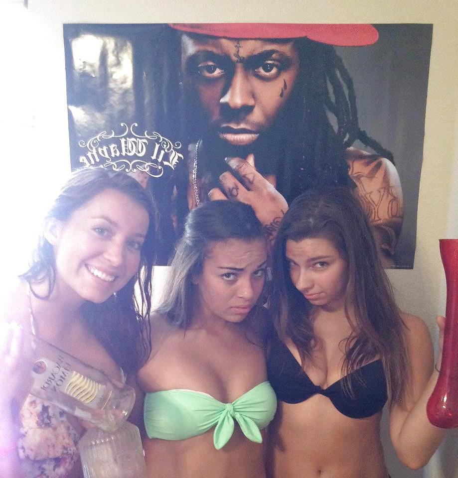 25P Comment Your fantasy about these bikini TEENS 7